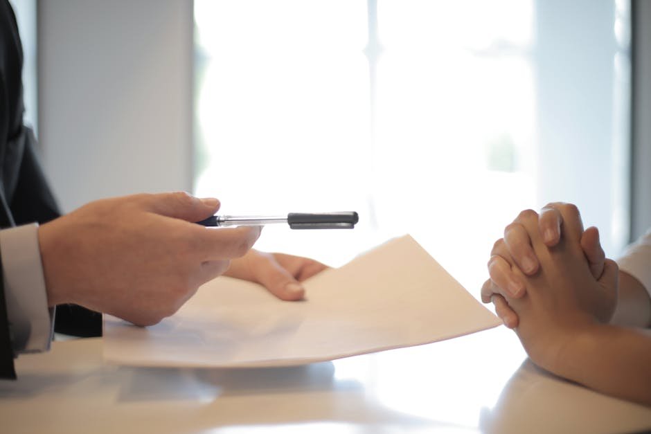 The Best Deal-Closing Techniques for Sales: A Definitive Guide