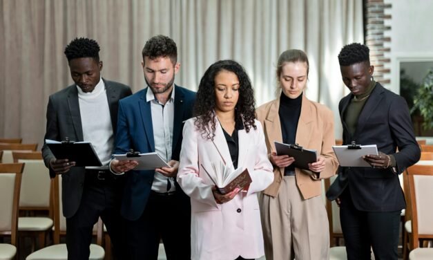 Top Pitching Strategies for Startups: An Expert Interview Guide