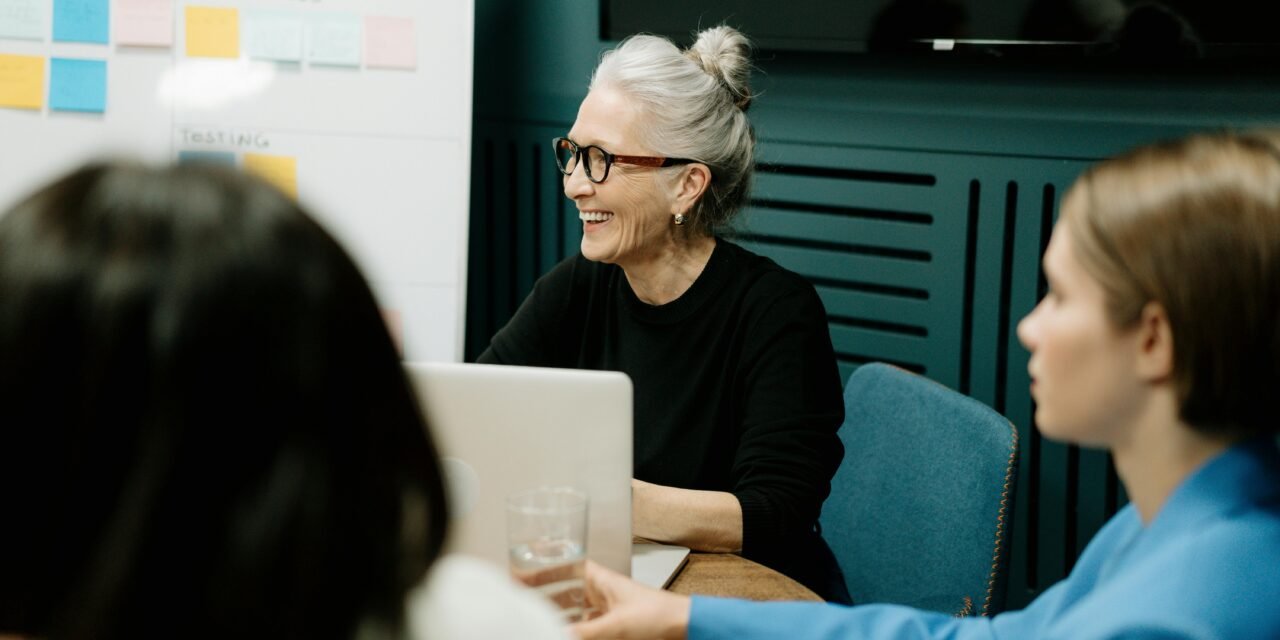 Online Mentorship: A Guide to Women’s Empowerment
